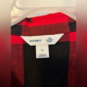 Old Navy light weight plaid flannel shirt